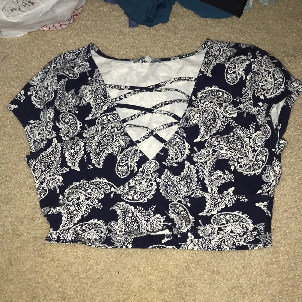 Cute Patterned Crop Top bundle! - Picture 2 of 4